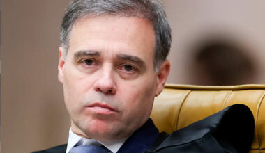 Após vazamentos, Mendonça proíbe acesso a material de Vorcaro na CPMI do INSS