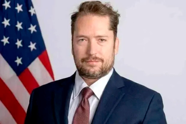 Assessor de Trump pede reunião com Itamaraty após ordem de Moraes