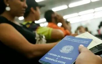 Brasil registra menor taxa de desemprego em fevereiro desde 2012, aponta IBGE