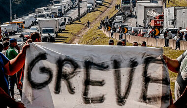 Caminhoneiros cancelam paralisação, mas mantêm “estado de greve”