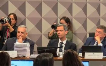 CPMI do INSS rejeita relatório que pedia indiciamento de 'Lulinha' e ex-ministros de Lula