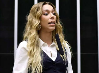 Erika Hilton aciona MP e pede prisão de Ratinho por transfobia