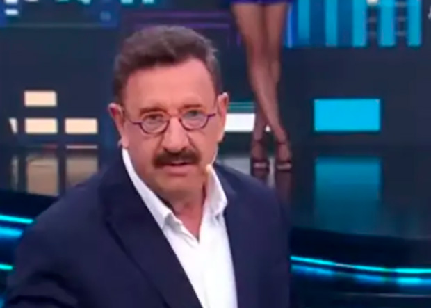 Erika Hilton pede suspensão do “Programa do Ratinho” por 30 dias