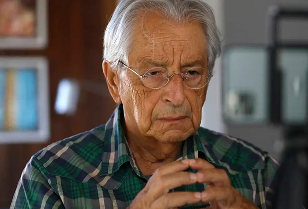 Gabeira diz que Moraes é "funcionário de Vorcaro" e que o "STF devia acabar"