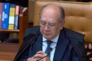 Gilmar se emociona em homenagem a Moraes no STF: “O país tem dívida”