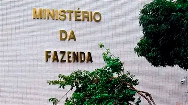 Governo bloqueia R$ 1,6 bilhão do Orçamento de 2026
