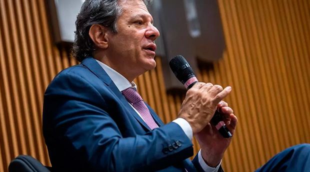 Haddad atribui a Campos Neto expansão do Banco Master e denuncia armação contra Lula
