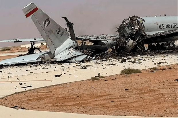 Irã destrói avião de espionagem dos EUA avaliado em US$ 270 milhões na Arábia Saudita