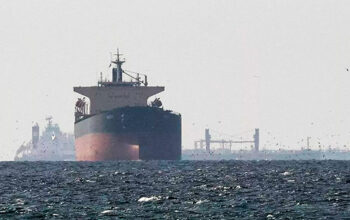 Irã diz que estreito de Ormuz está aberto, exceto para EUA e Israel