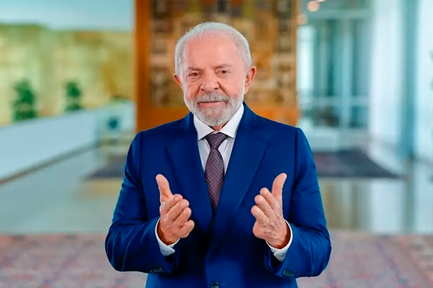 Lula anuncia em rede nacional medidas contra feminicídio e defende proteção às mulheres