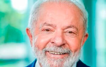 Lula conquista eleitores de centro e supera Flávio Bolsonaro, diz Datafolha