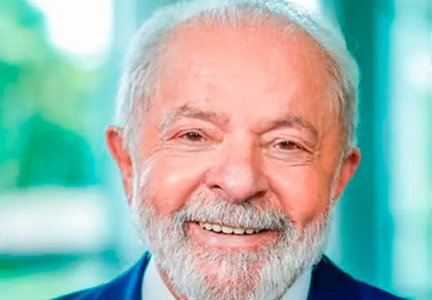 Lula conquista eleitores de centro e supera Flávio Bolsonaro, diz Datafolha