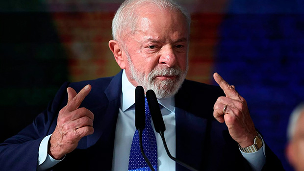 Lula critica alta abusiva dos combustíveis: 'gente que gosta de tirar proveito da desgraça'