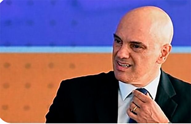 Moraes concede prisão domiciliar para Bolsonaro por 90 dias