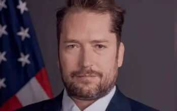 Moraes recua e veta visita de conselheiro de Trump a Bolsonaro