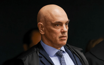 Moraes restringe compartilhamento de dados do Coaf