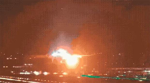 O desespero de passageiros em avião que pegou fogo após decolagem em Guarulhos