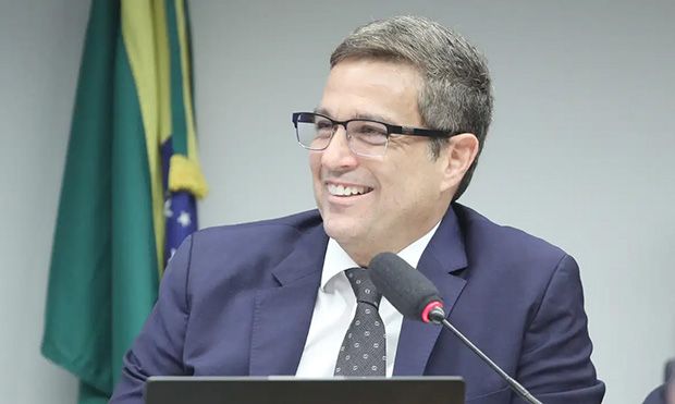 PF investiga possível omissão de Campos Neto no caso Master