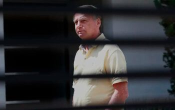 PM na porta e vigilância 24 horas: as regras de Moraes para domiciliar de Bolsonaro