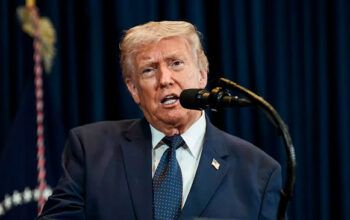 Pressionado e isolado, Trump recua e suspende ataques ao Irã