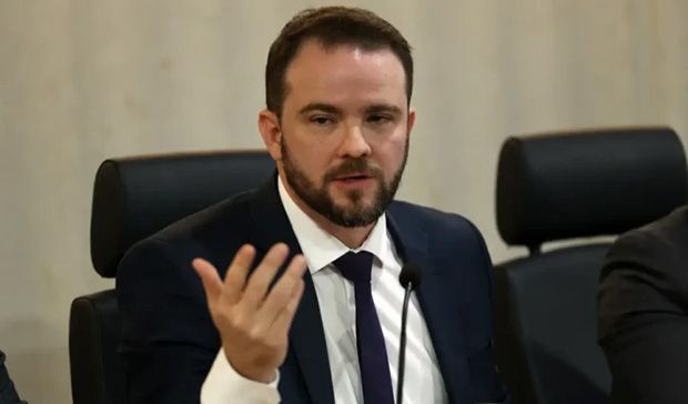 Novo ministro da Fazenda aguarda posição dos estados sobre ICMS para ajudar a conter alta do diesel