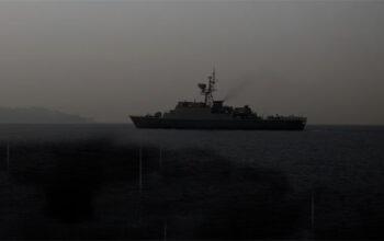 Trump diz que Marinha dos EUA pode escoltar navios-tanque no Estreito de Ormuz