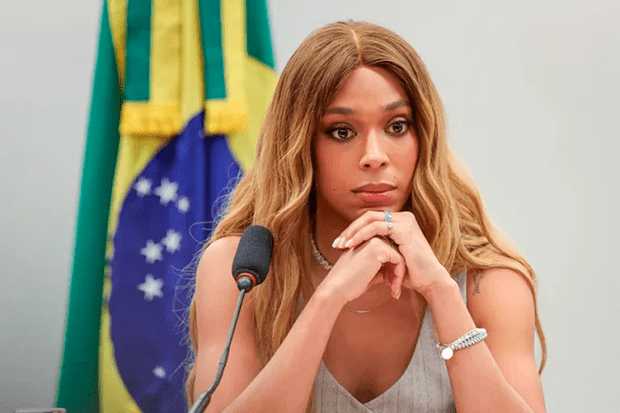 AGU atende Erika Hilton e pede remoção de posts no X contra o PL da misoginia