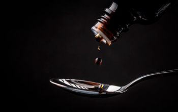 Anvisa suspende venda de xaropes com clobutinol