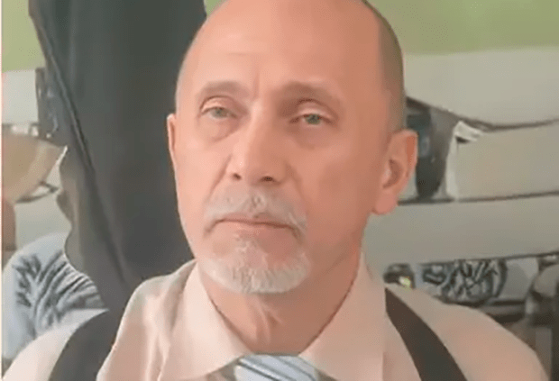 “Canibal de Garanhus” pede prisão domiciliar humanitária após viralizar em VÍDEO como pastor