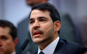 CCJ do Senado aprova  por 16 votos a 11 indicação de Messias para o STF