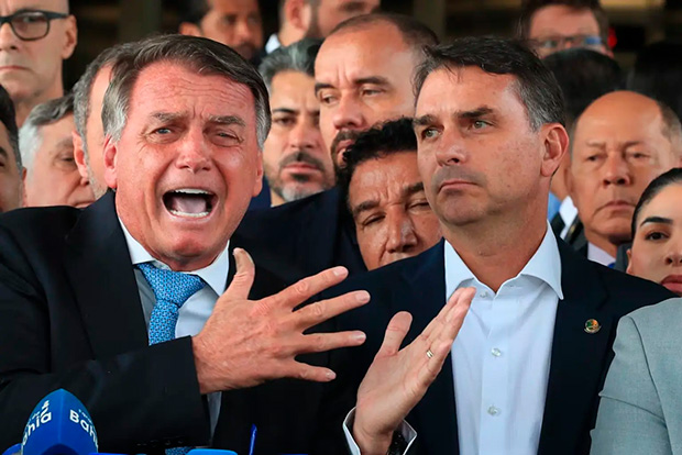 Disputa por vaga no TCU amplia desgaste entre Michelle e Flávio Bolsonaro