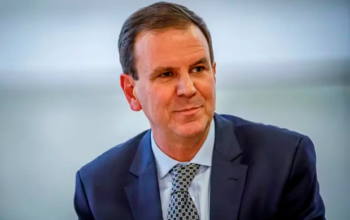 Eduardo Paes lidera em todos o cenários e pode ser eleito governador no 1° Turno no RJ, diz pesquisa