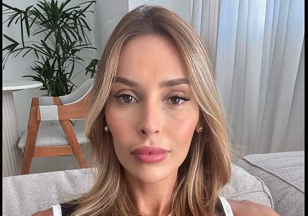 Ex-modelo brasileira promete contar tudo sobre Melania Trump e rede de modelos de luxo nos EUA