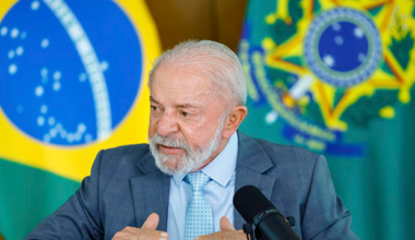 "Fizeram conosco, a gente vai fazer com eles", diz Lula sobre EUA