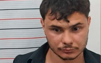 Gerente é preso após morder e arrancar orelha da companheira em festa