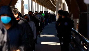 Governo Trump envia latino-americanos à África em nova onda de deportações