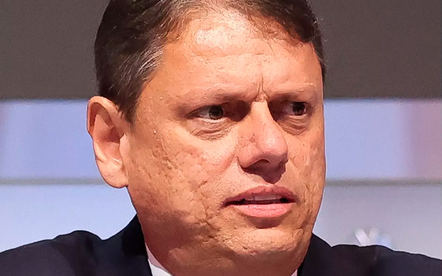 Haddad critica “desprezo” de Tarcísio na educação