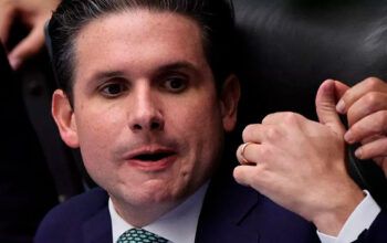 Hugo Motta faz manobra regimental para acelerar votação da PEC da escala 6x1