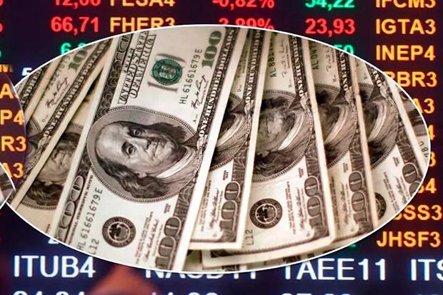 Ibovespa fecha acima de 195 mil pontos pela 1ª vez e dólar tem menor valor desde abril de 2024