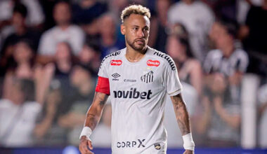 Leitura labial aponta Neymar chamando colegas de “bando de burro” em empate do Santos