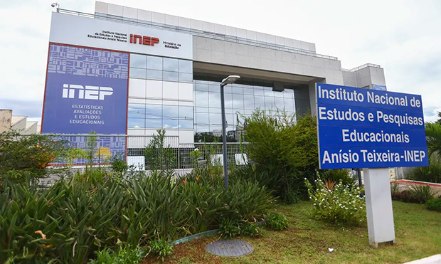 MEC prorroga prazo para pedir isenção da taxa de inscrição do Enem