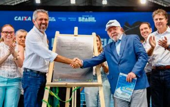 Pé-de-Meia completa dois anos com redução de 43% no abandono escolar