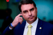 Pesquisa aponta Flávio como “clone do fascismo” e com baixa capilaridade eleitoral
