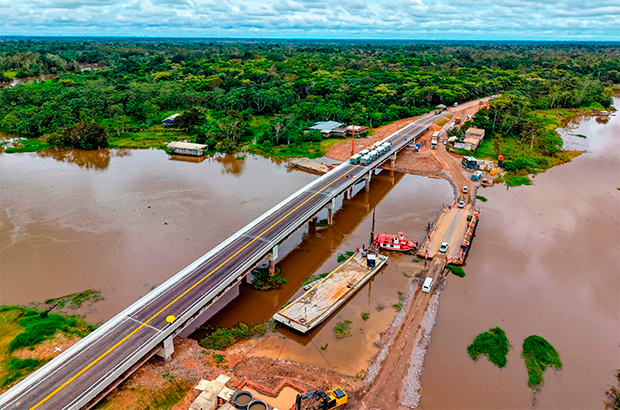 Ponte sobre o rio Autaz Mirim na BR-319 é  liberada para o tráfego após a conclusão e análise dos testes de carga