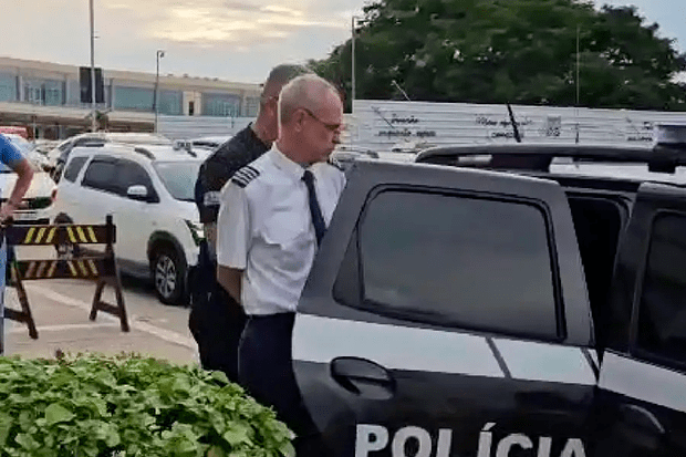 Polícia aponta 10 menores entre as vítimas de piloto ex-Latam preso por abuso