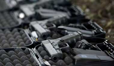 Porte de armas cai 56% e taxas de criminalidade têm queda