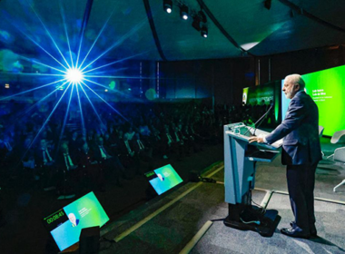 Lula chama conflito no Oriente Médio de “guerra da insensatez”