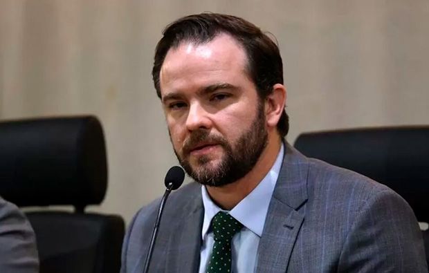 Governo vai elevar IPI sobre cigarros para compensar isenção do querosene de aviação