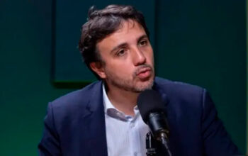 Renan Santos relata uso de cogumelos e diz que substância pode ser usada para lazer e trabalho