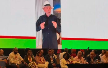 ‘Serei presidente outra vez’, afirma Lula na abertura do Congresso do PT